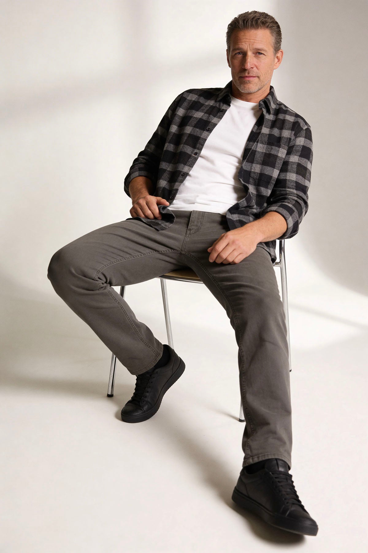 Regular Fit Straight Leg Jeans