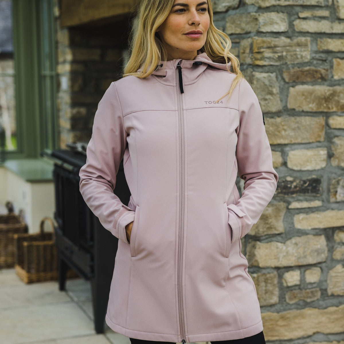 Keld Womens Long Shower Resistant Hooded Softshell Jacket - Dusky Pink